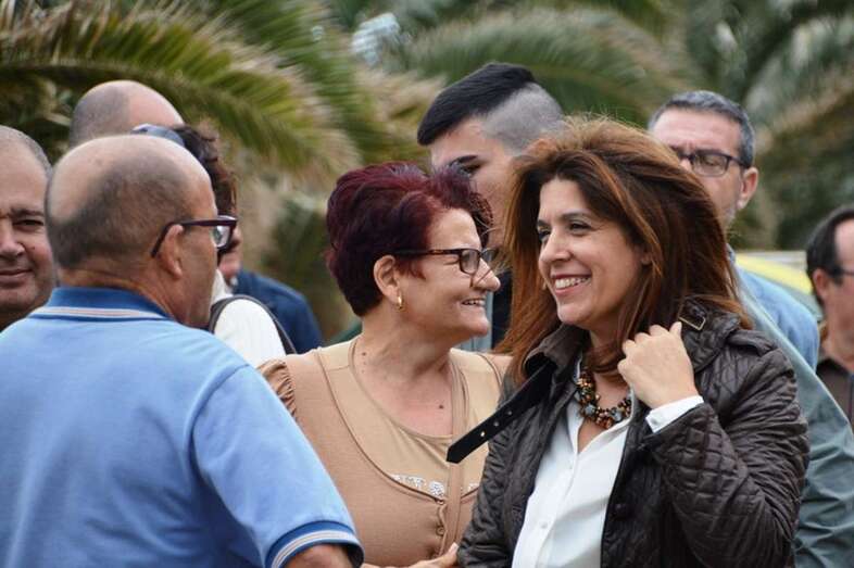 Imagen de archivo de una visita a Ojos de Garza de Carmen Hernández en su etapa de alcaldesa de la ciudad (Foto TA)